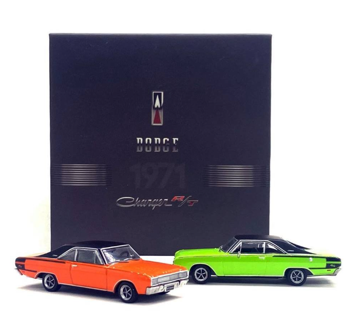 BR Classics - Charge R/T - Conjusto 5 - Conjunto de 2 carros Dodge Charger R/T - BRCSET05\