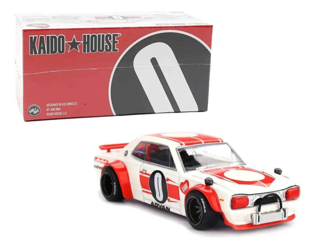 Mini GT - Kaido House - Jun Imai - Nissan Skyline 2000GT-R (KPGC10) - 211